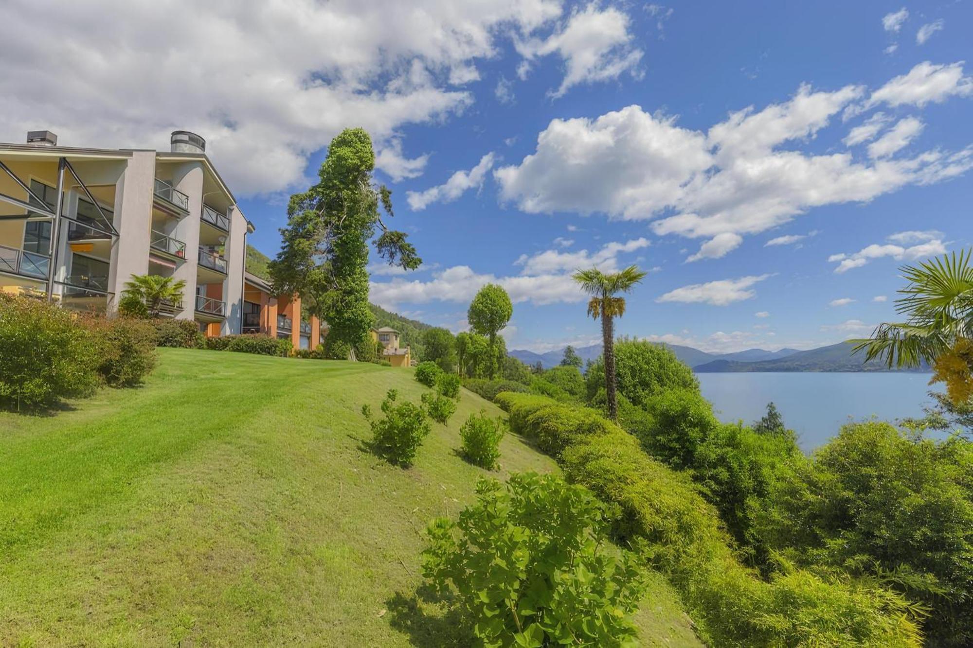 Villa Ada Vista Lago B102 Ghiffa Exterior foto